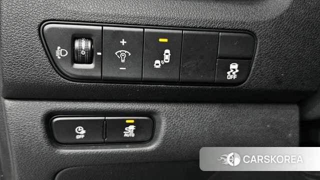 Kia Niro Plus 2022 Белый из Кореи, фото 4