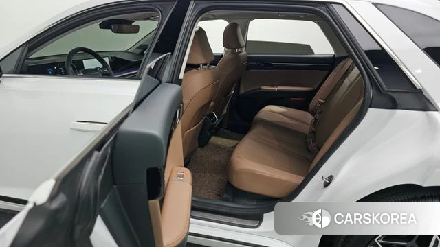 Hyundai Grandeur (GN7) 2025 Белый из Кореи, фото 4