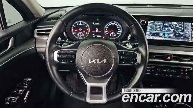 Kia K5 3rd generation 2023 Черный из Кореи, фото 4