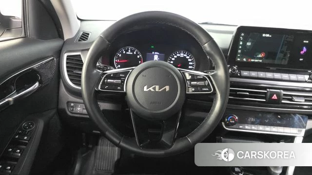 Kia Seltos 2021 Белый из Кореи, фото 4