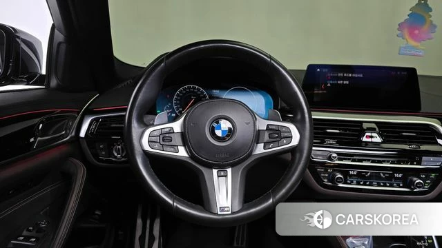 BMW 5 Series (G30) 2019 Черный из Кореи, фото 4