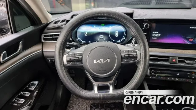 Kia K5 3rd generation 2023 Серый из Кореи, фото 4