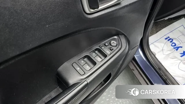 Hyundai Venue 2021 Синий из Кореи, фото 4