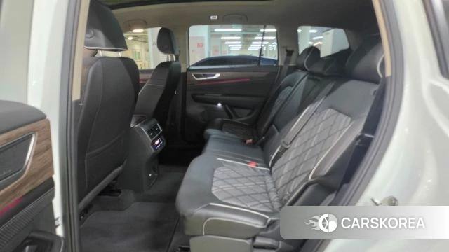 Volkswagen Atlas 2025 Белый из Кореи, фото 4