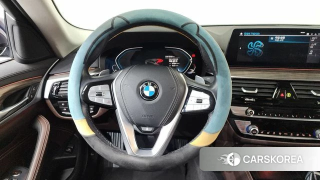 BMW 5 Series (G30) 2020 Черный из Кореи, фото 4