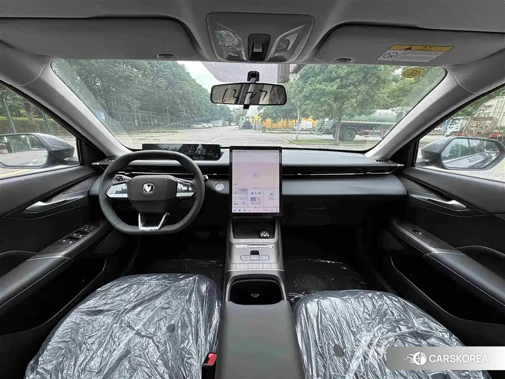 Chang'an Yidong PHEV 2026 Silver/gray из Китая, фото 4