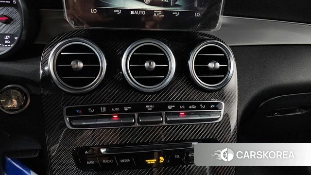 Mercedes-Benz GLC-Class X253 2019 Белый из Кореи, фото 4