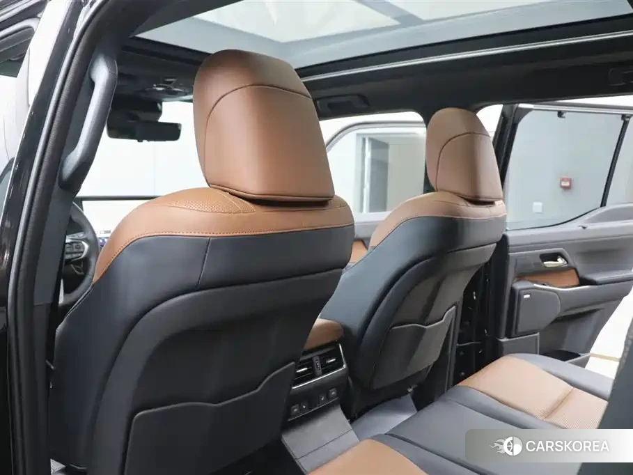 Lexus GX 2026 Черный из Китая, фото 4