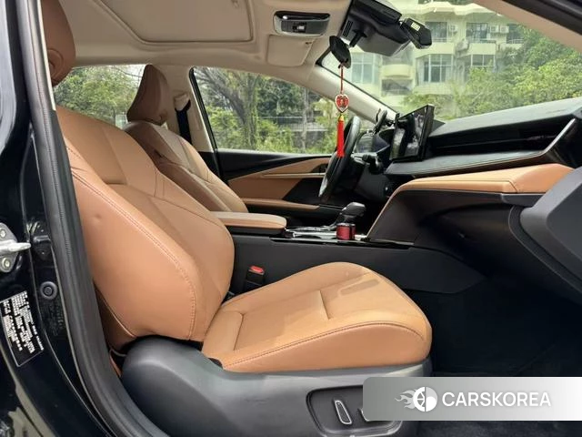 Toyota Camry 2024 Черный из Китая, фото 4
