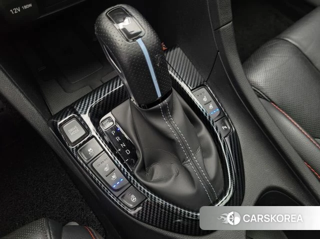 Hyundai Veloster (JS) 2019 Черный из Кореи, фото 4