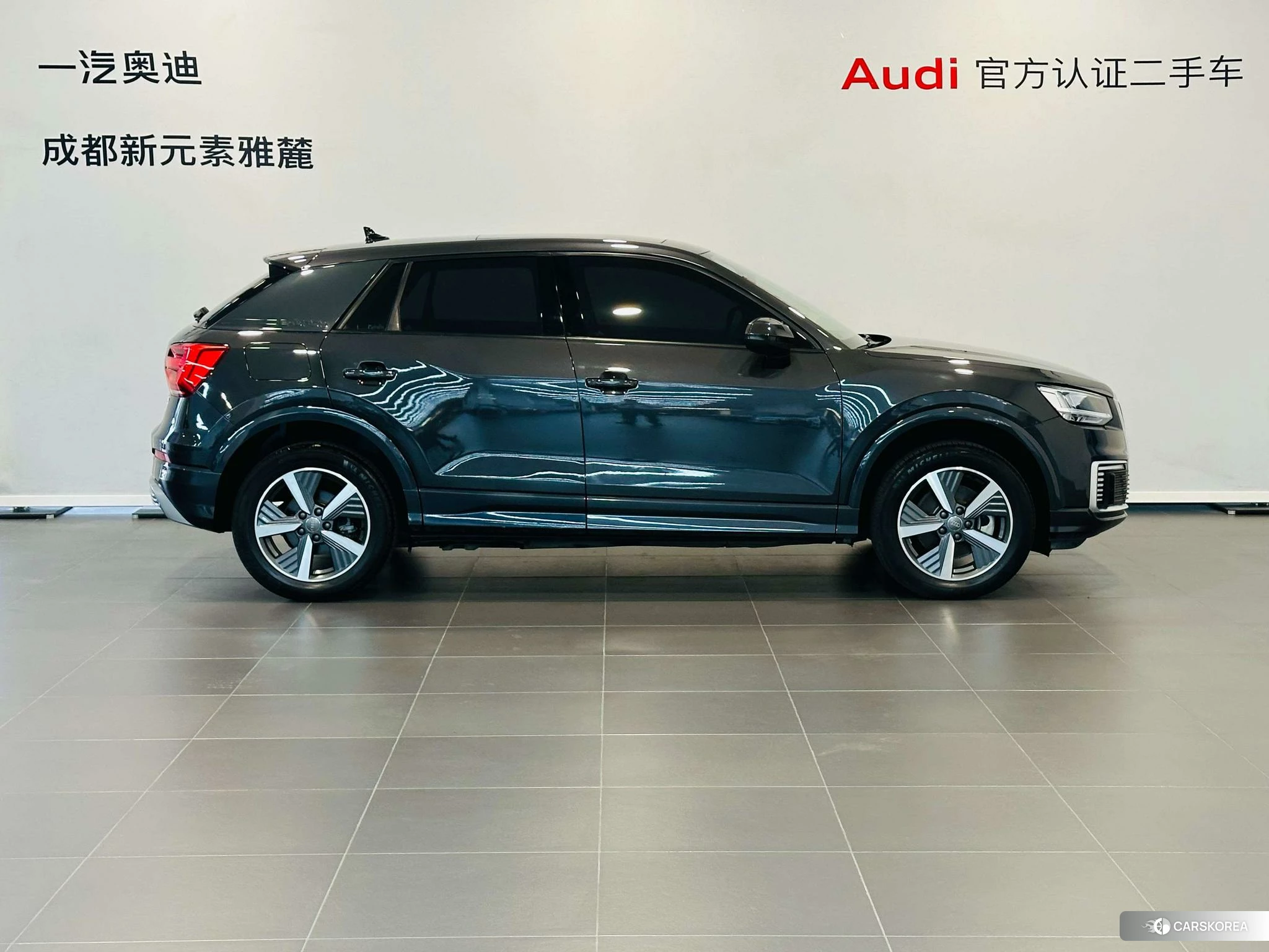 Audi Q2L e-tron 2019 Черный из Китая, фото 4