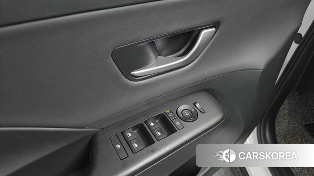 Hyundai Kona (SX2) 2023 Белый из Кореи, фото 4