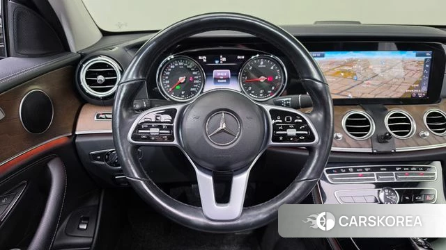 Mercedes-Benz E-Class W213 2019 Черный из Кореи, фото 4