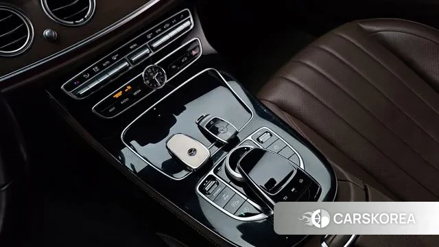 Mercedes-Benz E-Class W213 2020 Белый из Кореи, фото 4