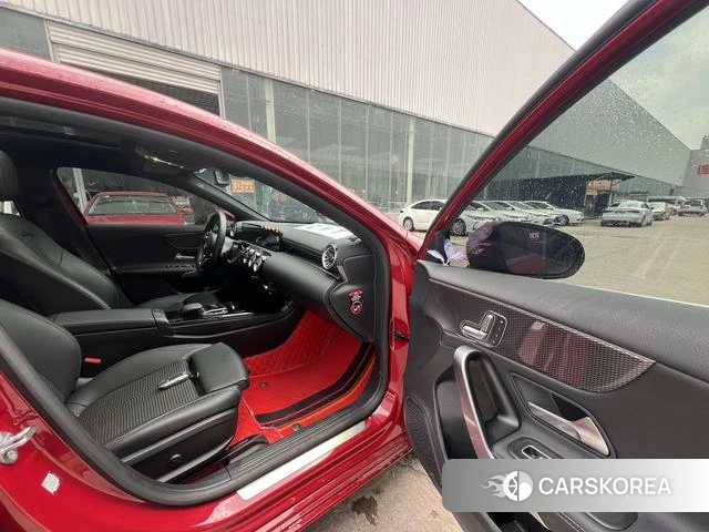 Mercedes-Benz Class A (imported) 2023 Красный из Китая, фото 4