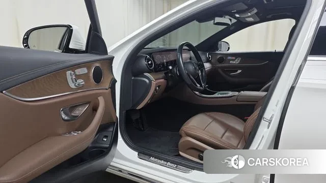 Mercedes-Benz E-Class W213 2020 Белый из Кореи, фото 4