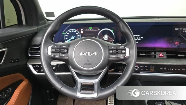 Kia Sportage 5th Generation Hybrid 2023 Белый из Кореи, фото 4