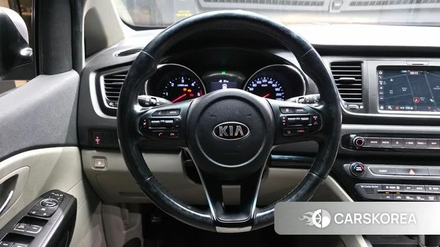 Kia The New Carnival 2018 Серебряный из Кореи, фото 4