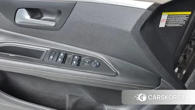 Peugeot 3008 second generation 2019 Серый из Кореи, фото 4