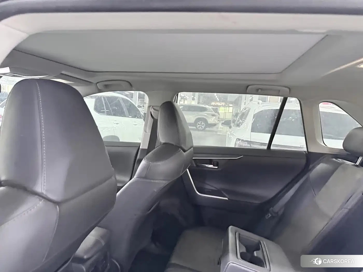 Toyota RAV4 2023 Белый из Китая, фото 5