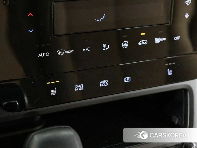 Hyundai Staria 2023 Белый из Кореи, фото 4