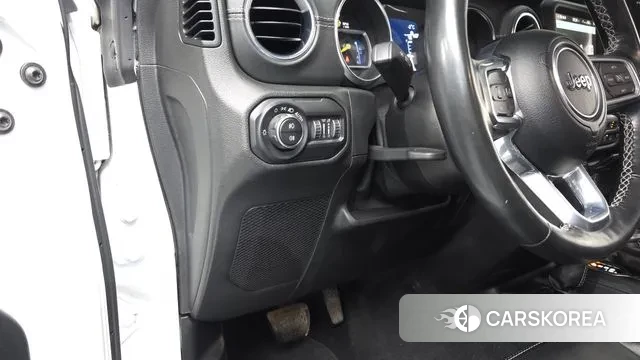 Jeep Wrangler (JL) 2021 Белый из Кореи, фото 4