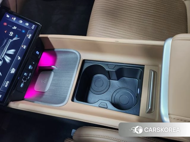 Hyundai Grandeur Hybrid (GN7) 2023 Белый из Кореи, фото 4