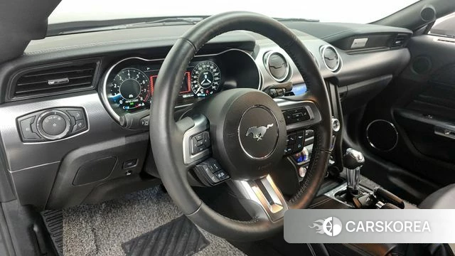 Ford Mustang 2021 Серый из Кореи, фото 4