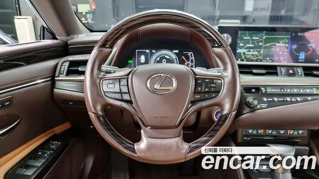 Lexus ES300h 7th generation id 2712324 из Кореи 4