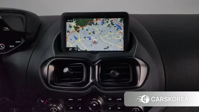 Aston Martin Vantage 2nd Generation 2022 Черный из Кореи, фото 4