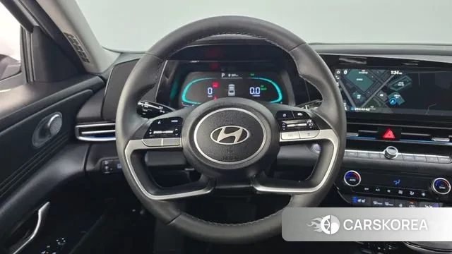 Hyundai The New Avante Hybrid (CN7) 2025 Белый из Кореи, фото 4