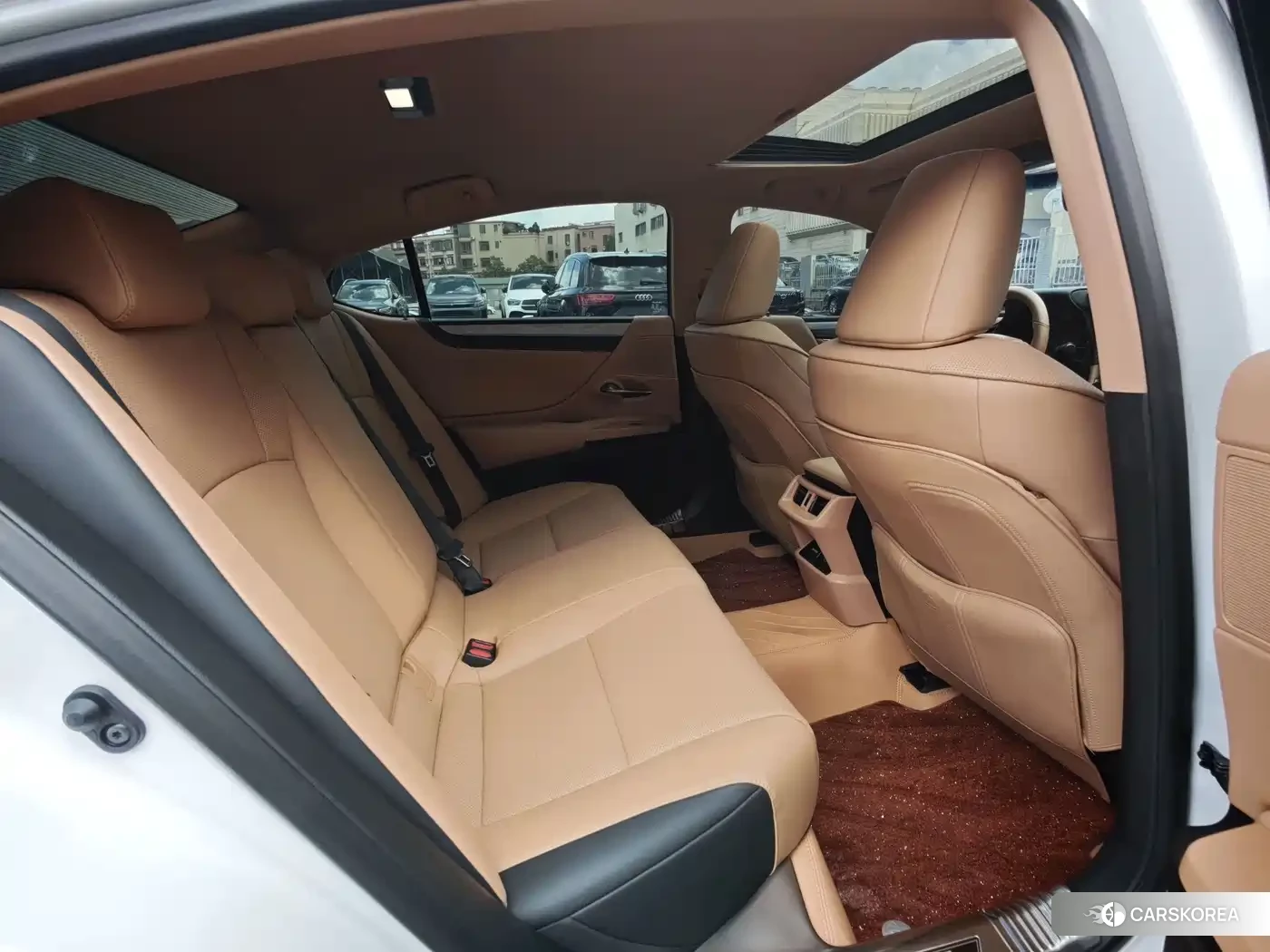 Lexus ES 2026 Белый из Китая, фото 4