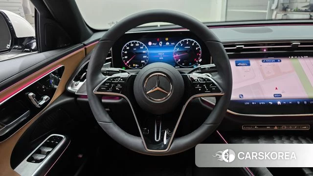 Mercedes-Benz E-Class W214 2026 Белый из Кореи, фото 4