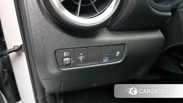 Hyundai The New Kona Hybrid 2021 Серебристо-серый из Кореи, фото 4