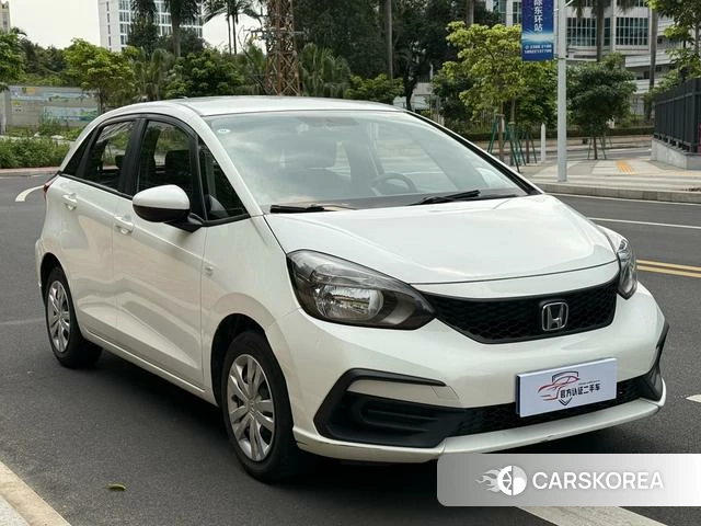 Honda Fit 2023 Белый из Китая, фото 4