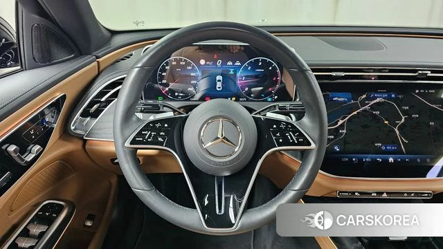 Mercedes-Benz E-Class W214 2024 Черный из Кореи, фото 4