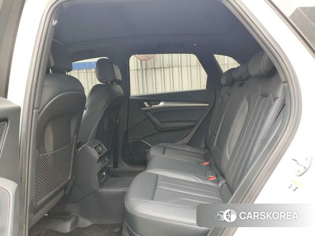 Audi Q5L 2025 Белый из Китая, фото 4
