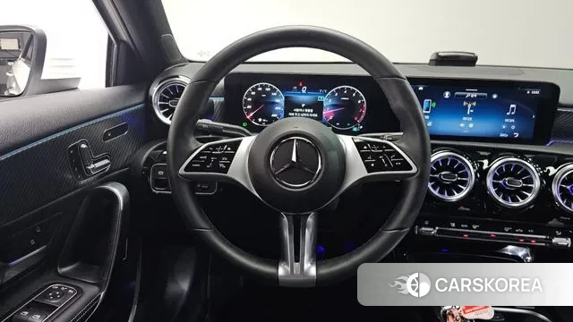 Mercedes-Benz A-Class W177 2023 Белый из Кореи, фото 4