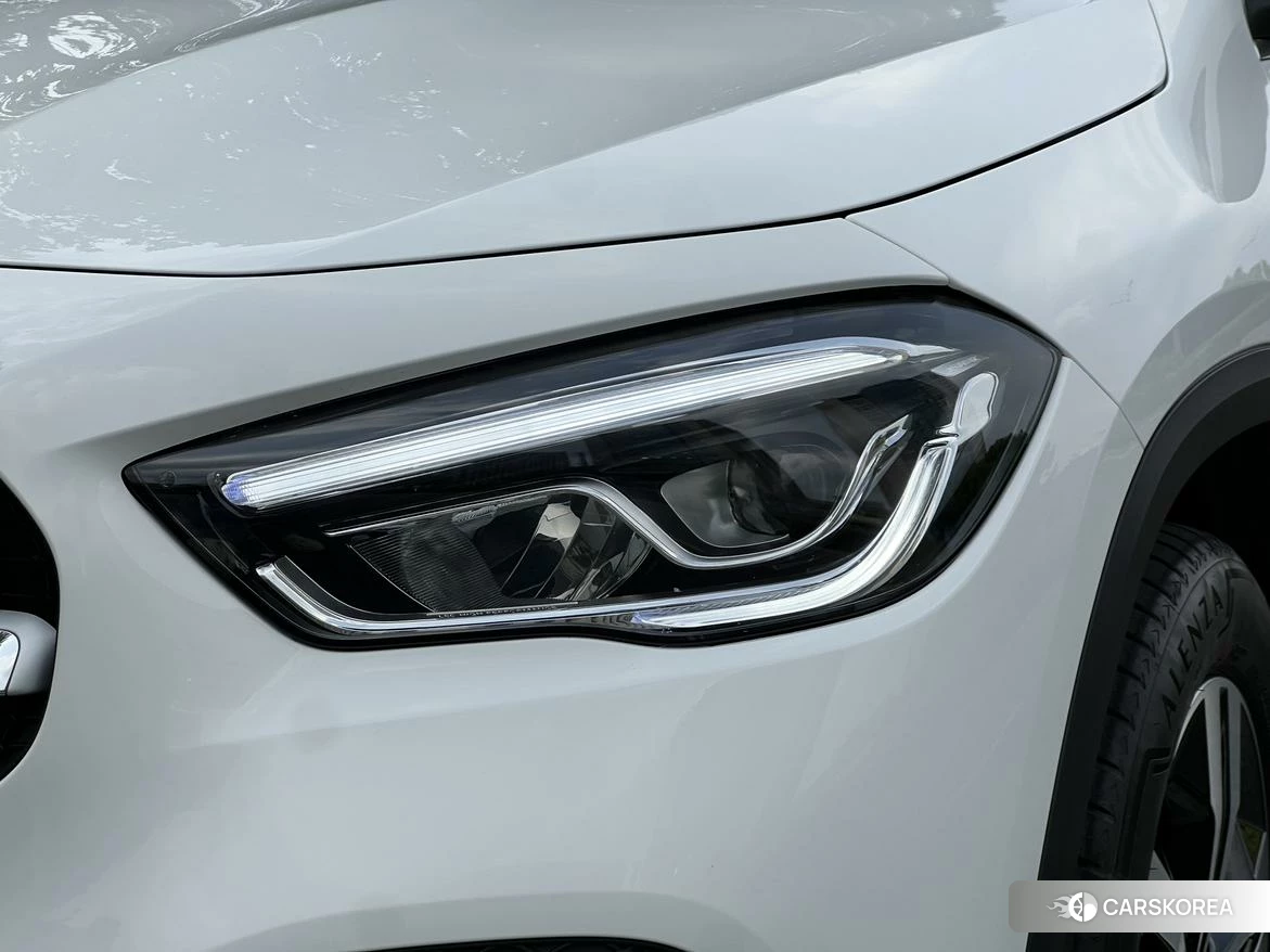 Mercedes-Benz GLA 2020 Белый из Китая, фото 4