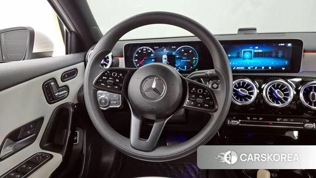 Mercedes-Benz A-Class W177 2020 Белый из Кореи, фото 4