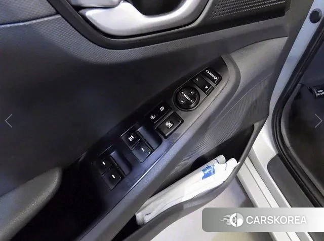 Hyundai Ionic Hybrid 2018 Серебристо-серый из Кореи, фото 4
