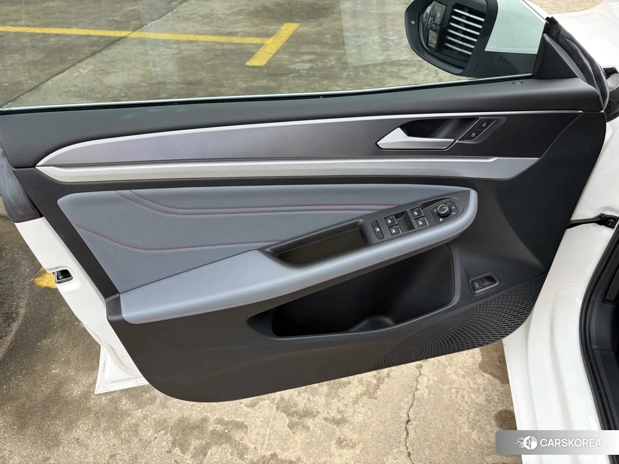 Volkswagen Lingdu 2023 Белый из Китая, фото 4