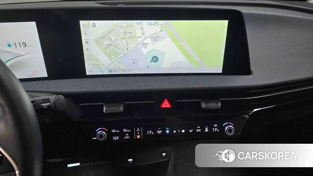 Kia EV6 2023 Жемчужный цвет из Кореи, фото 4