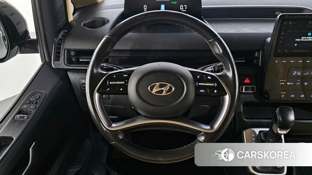 Hyundai Staria 2022 Серебряный из Кореи, фото 4