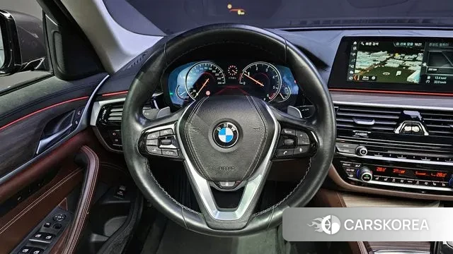 BMW 5 Series (G30) 2018 Серый из Кореи, фото 4