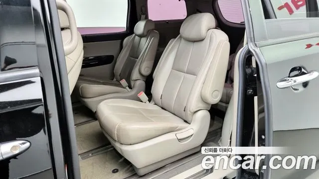 Kia The New Carnival id 2266483 из Кореи 4