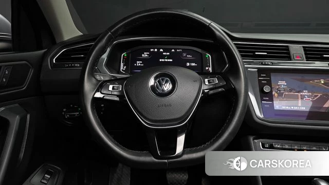 Volkswagen Tiguan Allspace 2020 Серебряный из Кореи, фото 4