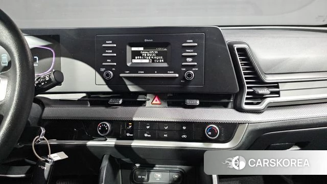 Kia Sportage 5th Generation 2022 Белый из Кореи, фото 4