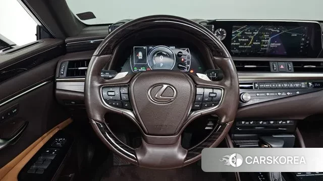 Lexus ES300h 7th generation 2021 Серебристо-серый из Кореи, фото 4
