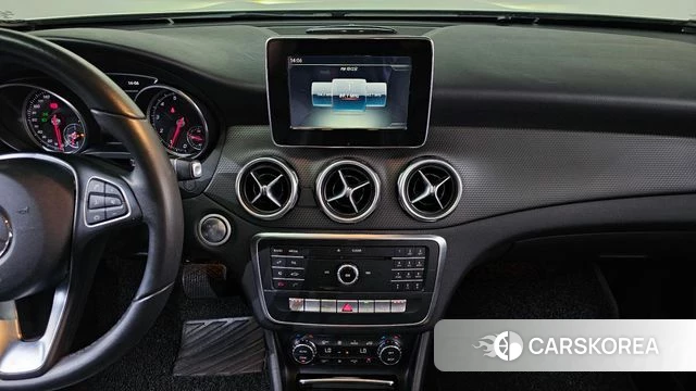 Mercedes-Benz GLA-Class X156 2018 Белый из Кореи, фото 4
